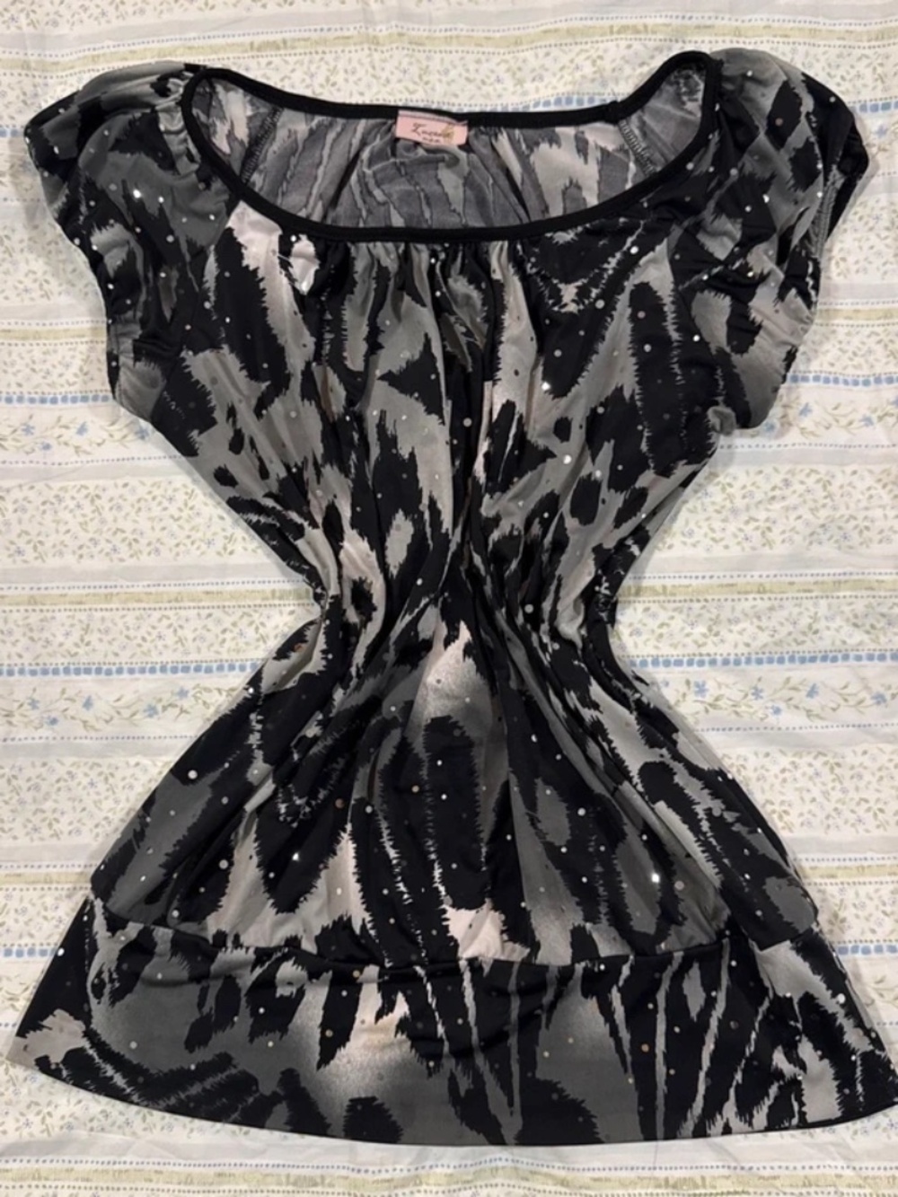 Y2K Lucense black & gray tiger pattern